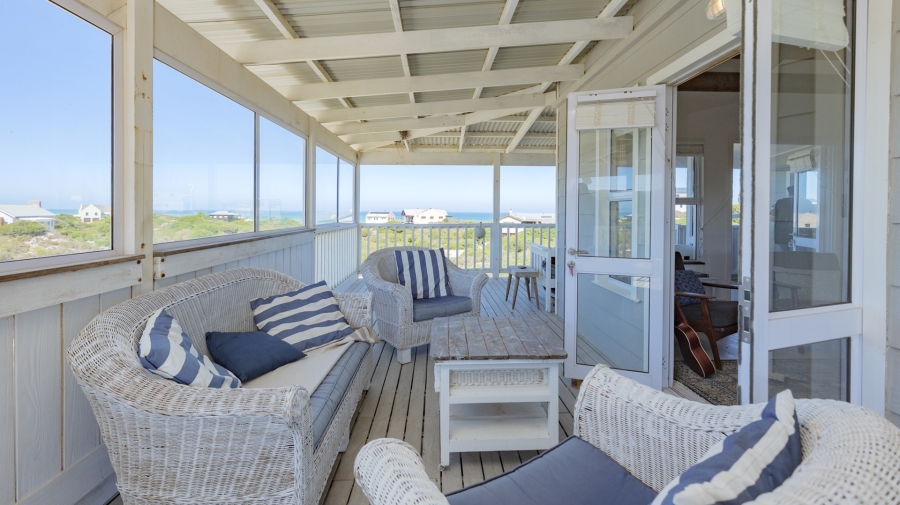 2 Bedroom Property for Sale in Suiderstrand Western Cape